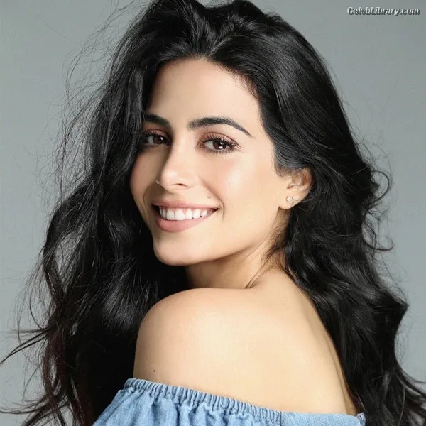 Emeraude Toubia photo 14 of 202