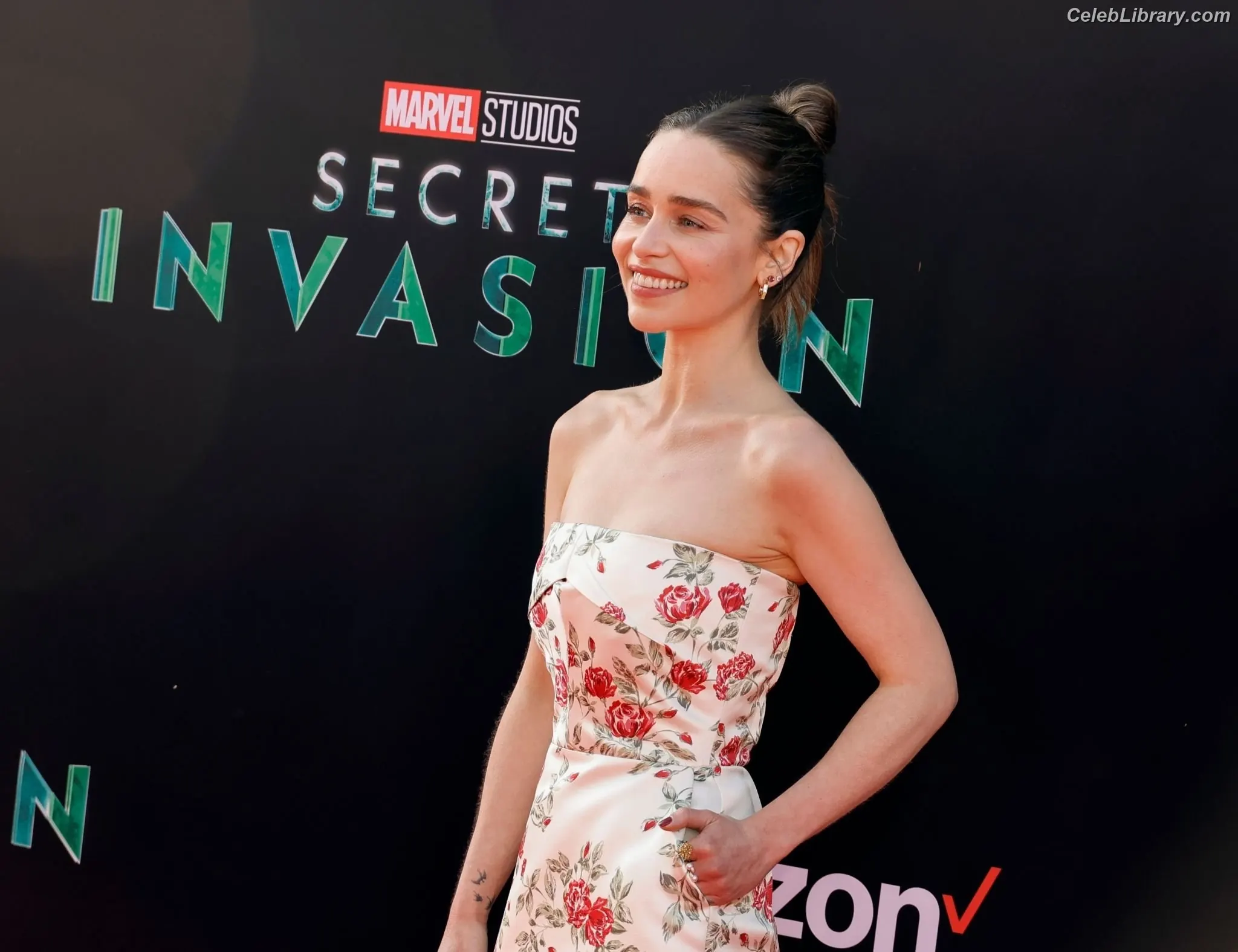 Emilia Clarke photo 4 of 1293