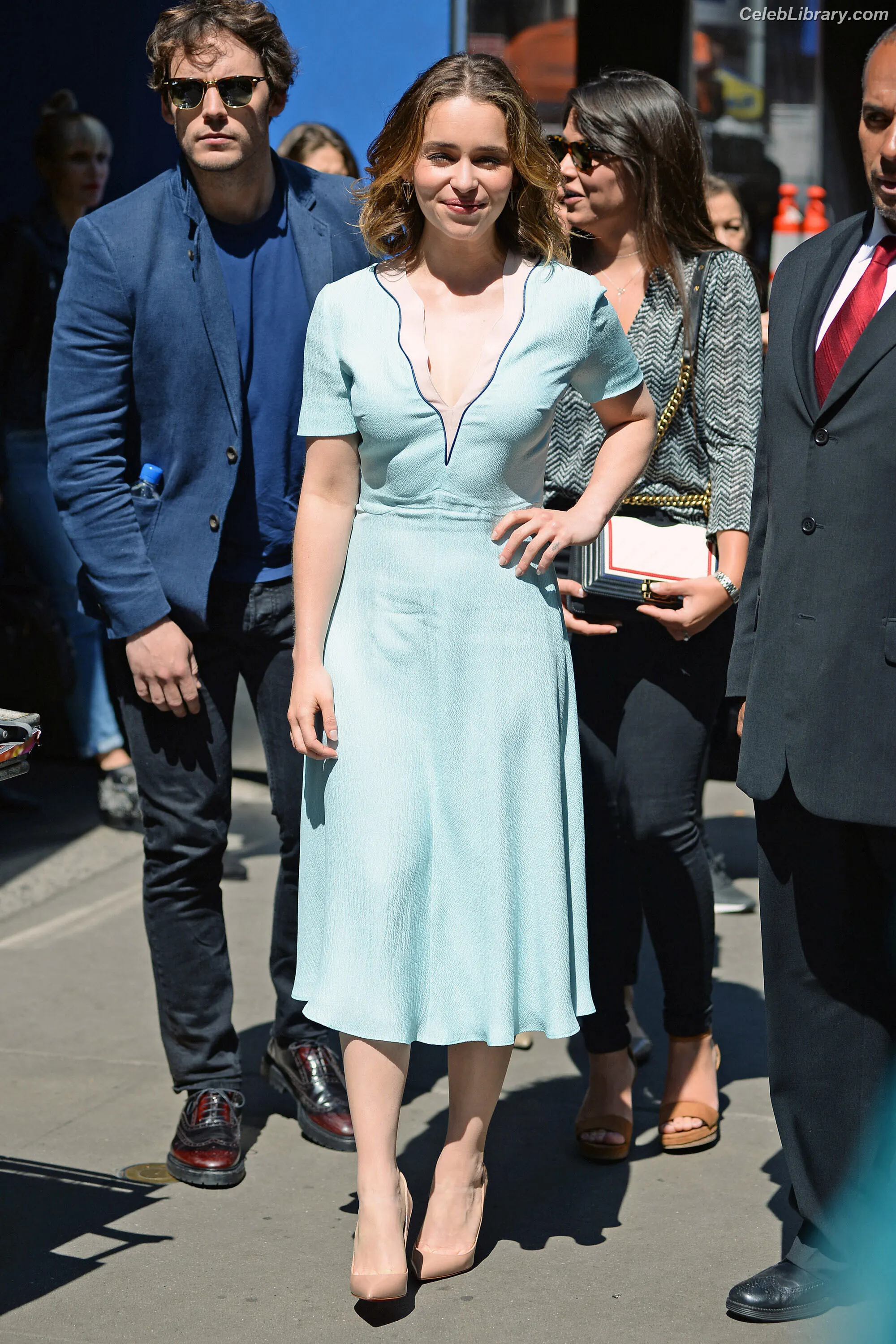 Emilia Clarke photo 13 of 1293