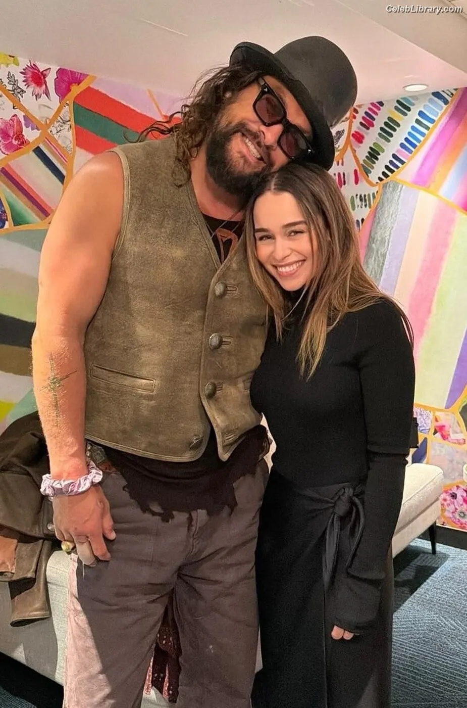Emilia Clarke photo 11 of 1293