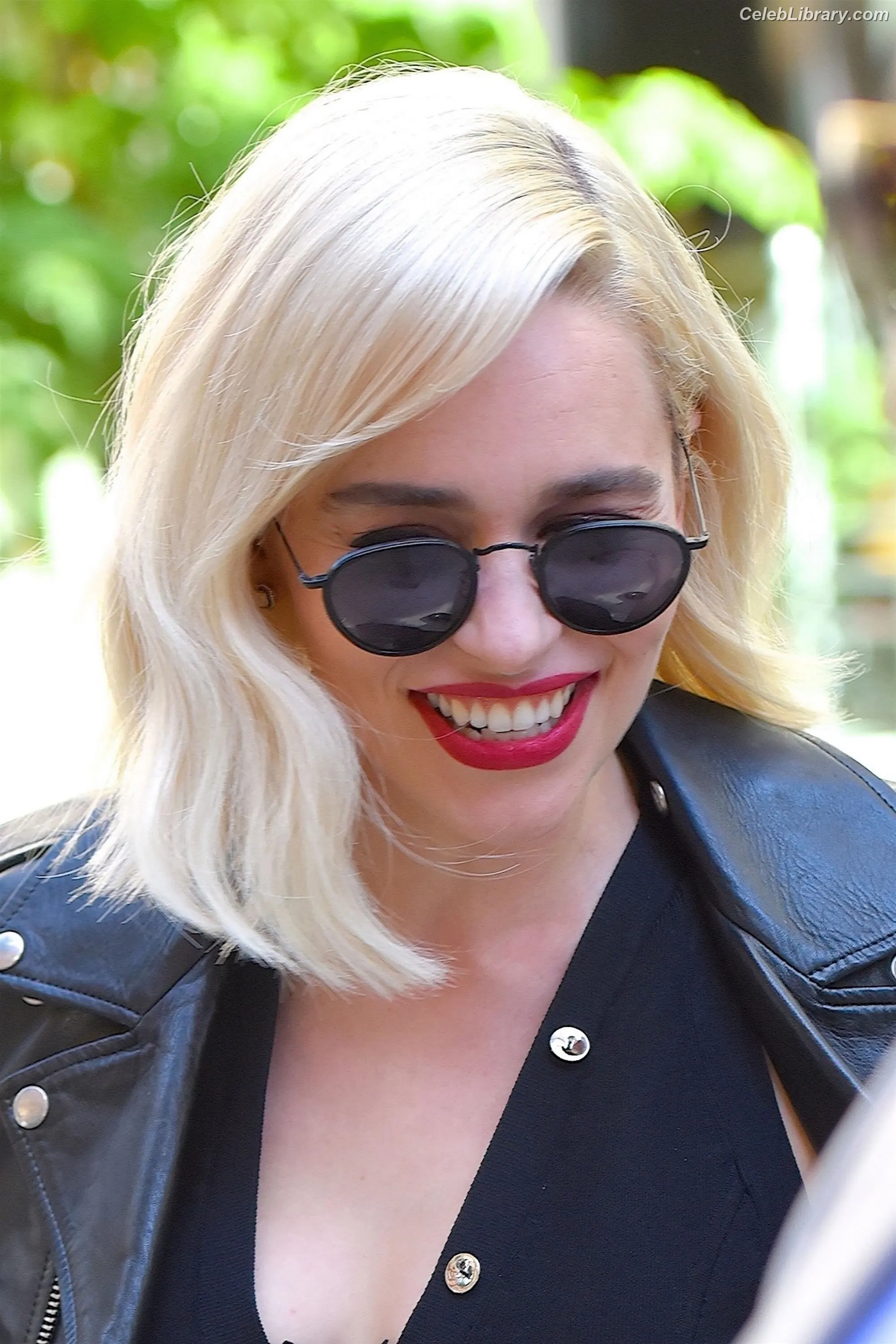 Emilia Clarke photo 18 of 1293
