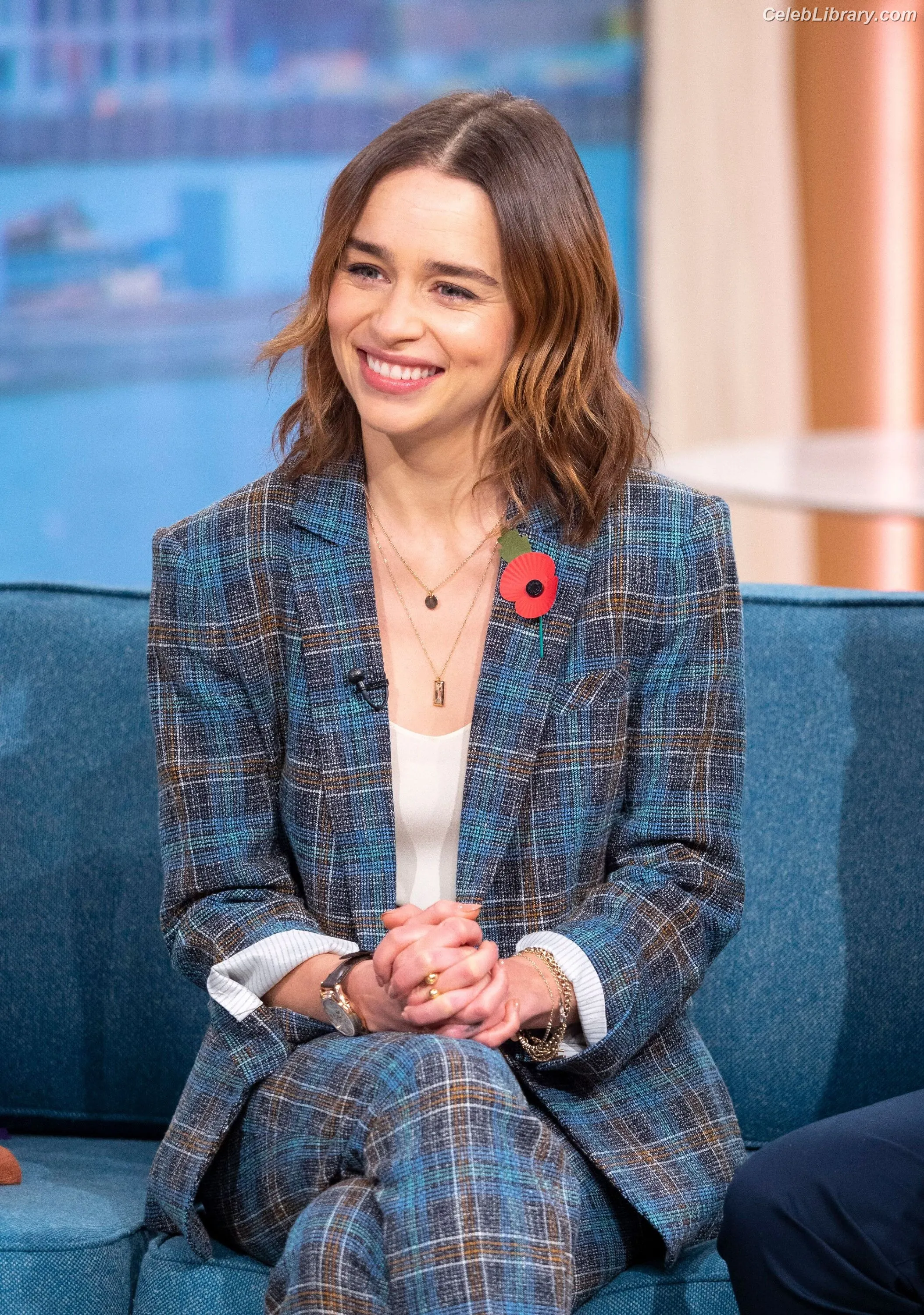 Emilia Clarke photo 12 of 1293