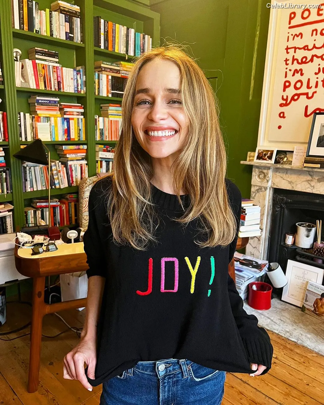 Emilia Clarke photo 13 of 1293