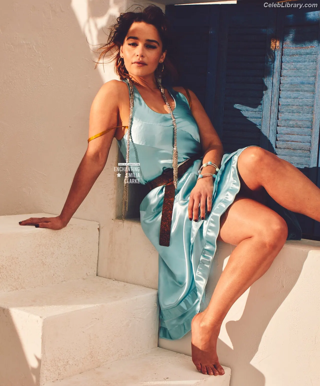 Emilia Clarke photo 17 of 1293