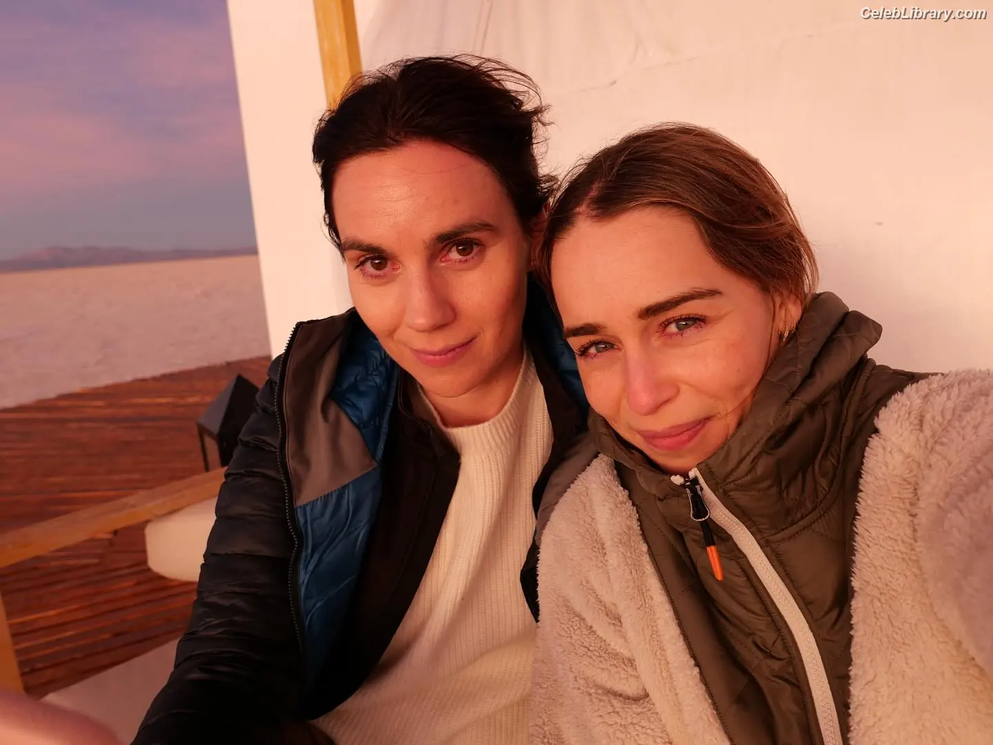 Emilia Clarke photo 18 of 1293