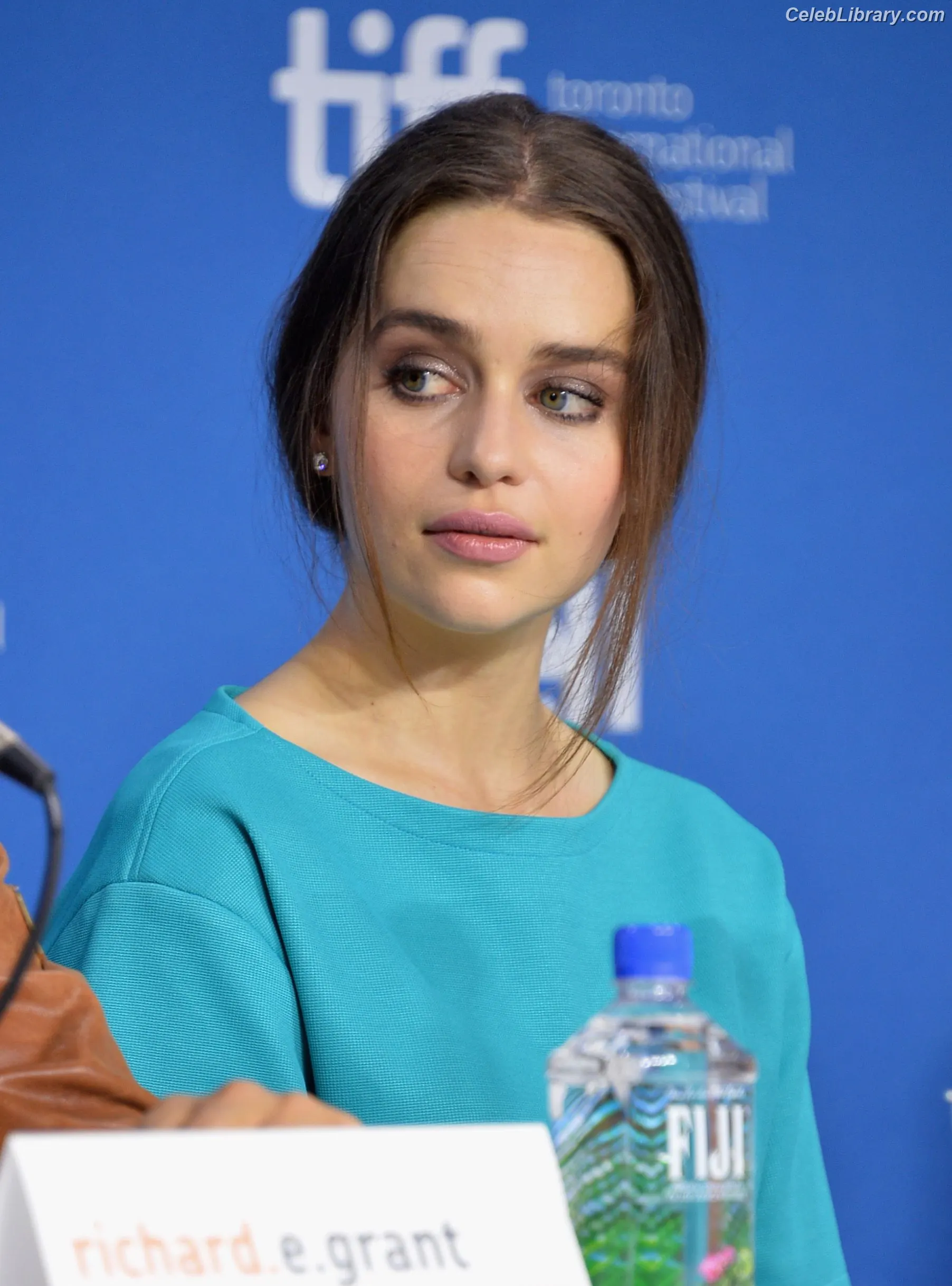 Emilia Clarke photo 13 of 1293