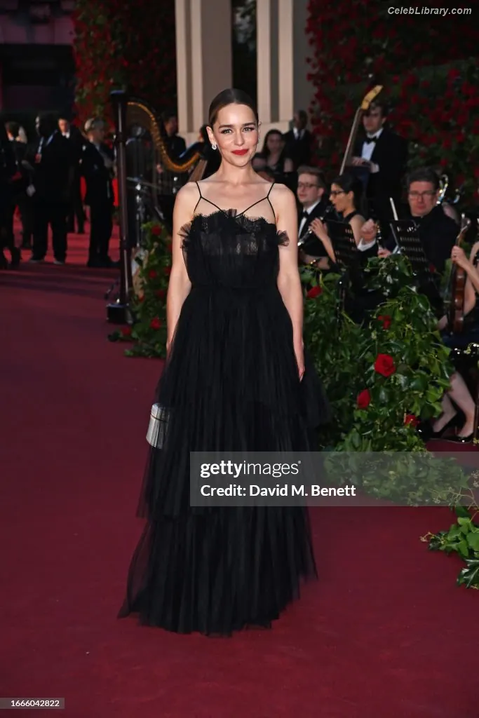 Emilia Clarke photo 12 of 1293