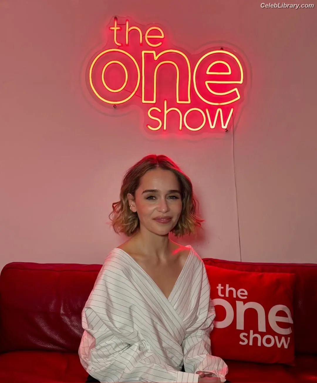 Emilia Clarke photo 7 of 1293