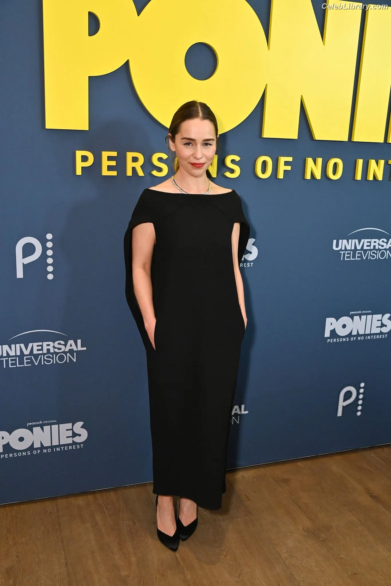 Emilia Clarke photo 9 of 1293