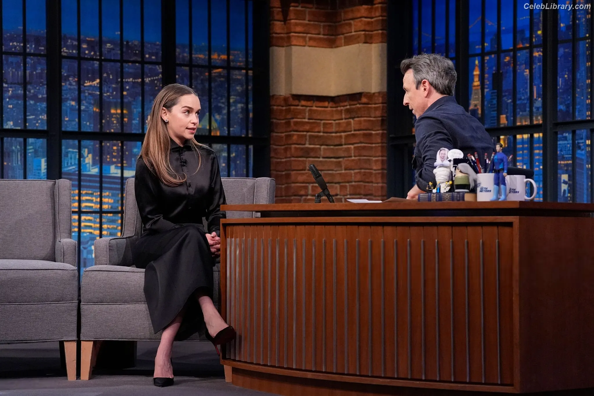 Emilia Clarke photo 13 of 1293