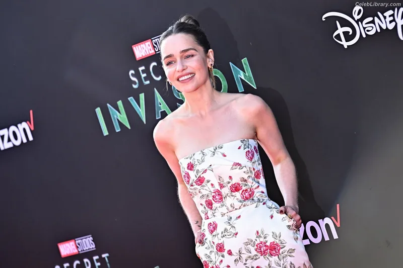 Emilia Clarke photo 14 of 1283