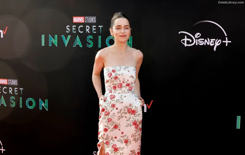 Emilia Clarke photo 23 of 1283