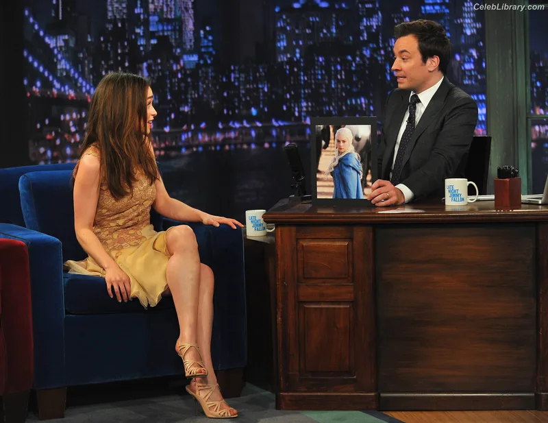 Emilia Clarke photo 22 of 1283