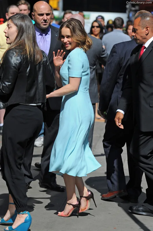 Emilia Clarke photo 12 of 1283
