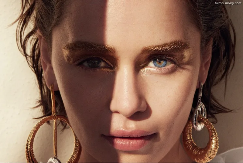 Emilia Clarke photo 5 of 1283