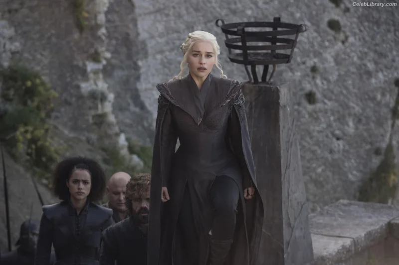 Emilia Clarke photo 19 of 1283