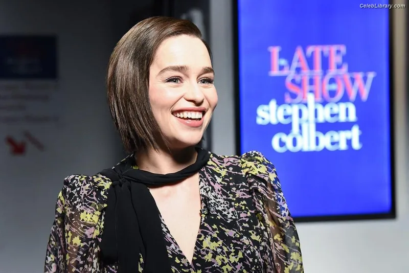 Emilia Clarke photo 5 of 1283