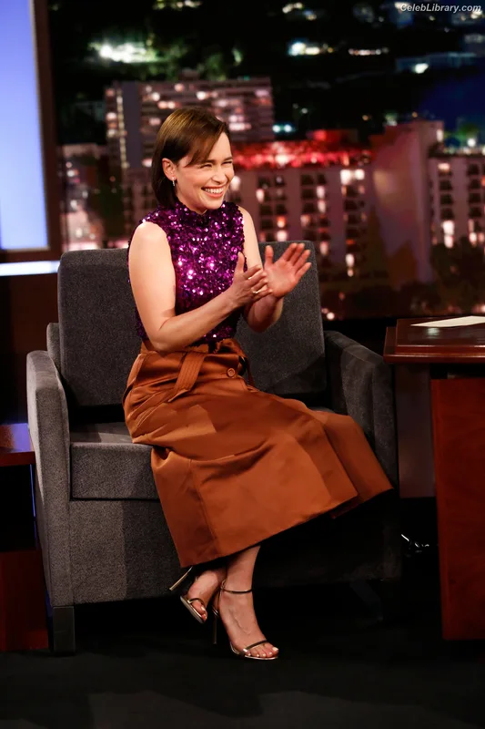 Emilia Clarke photo 11 of 1283