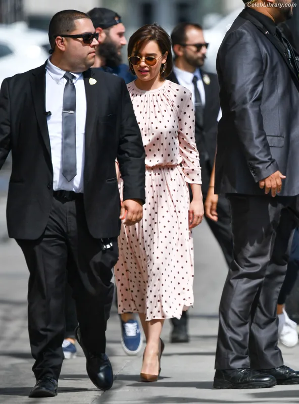 Emilia Clarke photo 19 of 1283