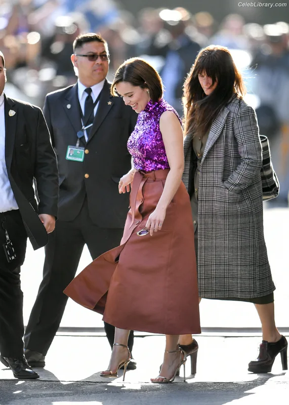 Emilia Clarke photo 11 of 1283