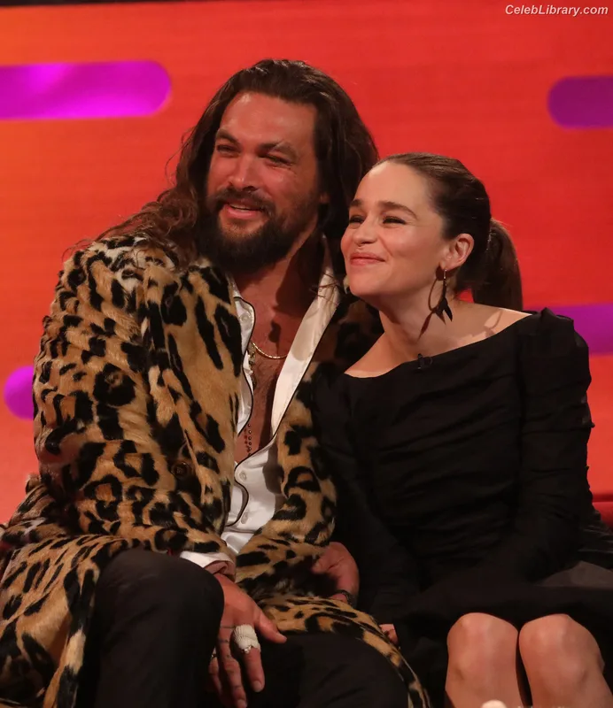 Emilia Clarke photo 18 of 1283