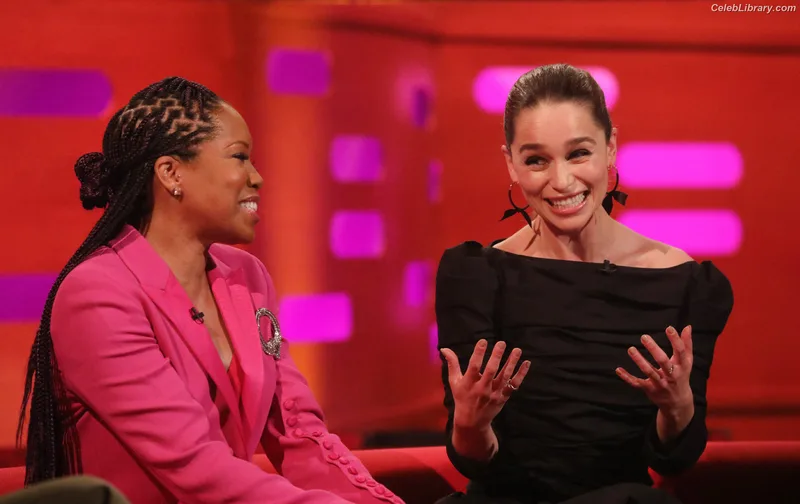 Emilia Clarke photo 19 of 1283