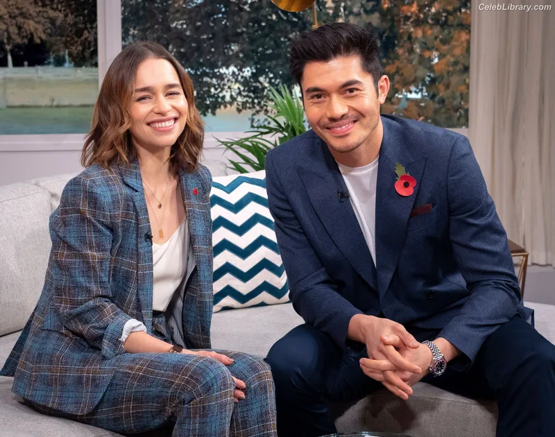 Emilia Clarke photo 10 of 1283