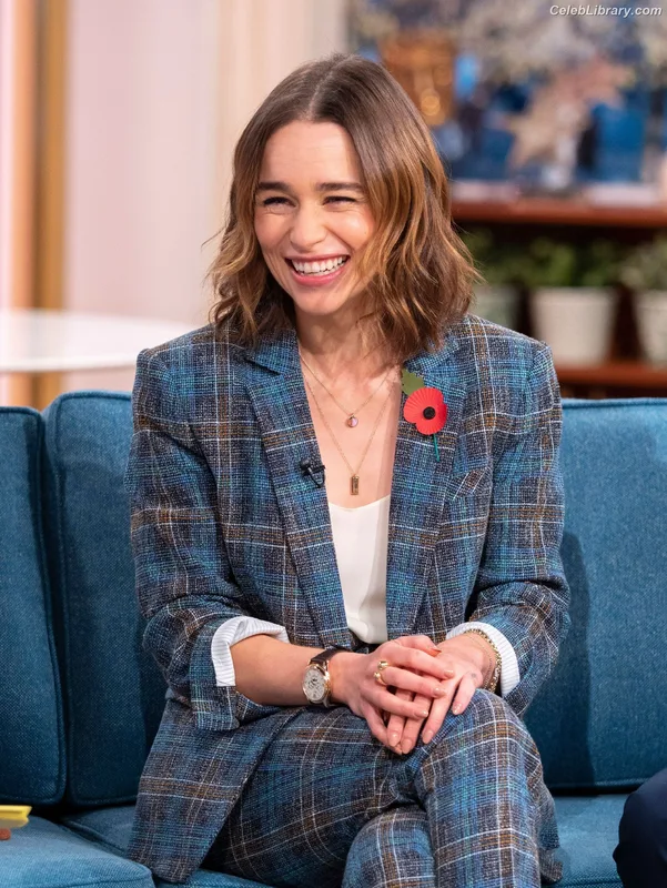 Emilia Clarke photo 13 of 1283