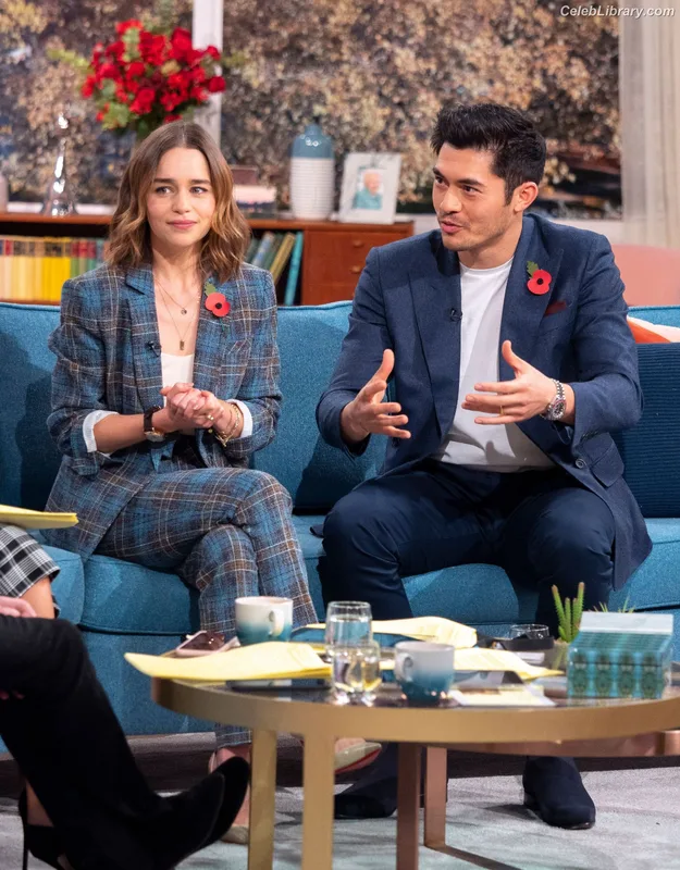 Emilia Clarke photo 14 of 1283