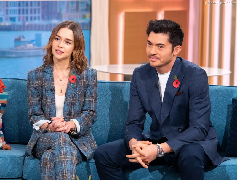 Emilia Clarke photo 2 of 1283