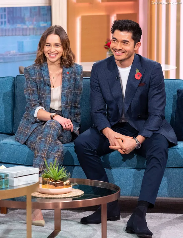 Emilia Clarke photo 5 of 1283