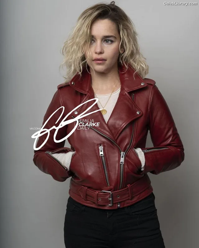 Emilia Clarke photo 10 of 1283