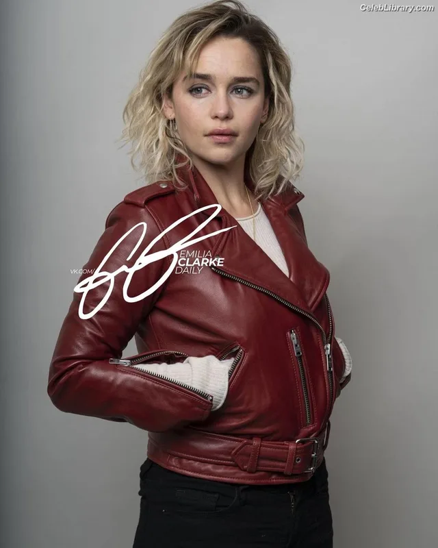 Emilia Clarke photo 23 of 1283