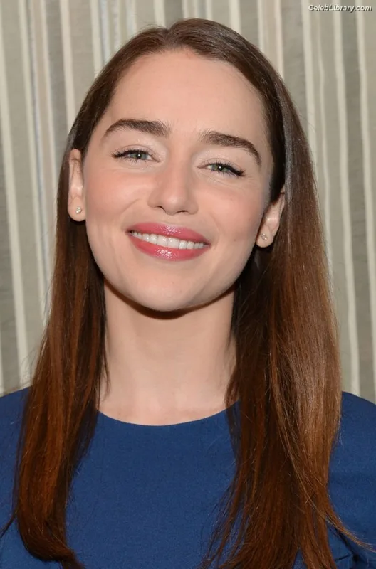 Emilia Clarke photo 12 of 1283