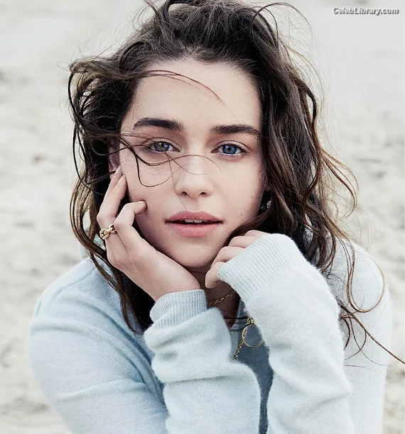 Emilia Clarke photo 5 of 1283