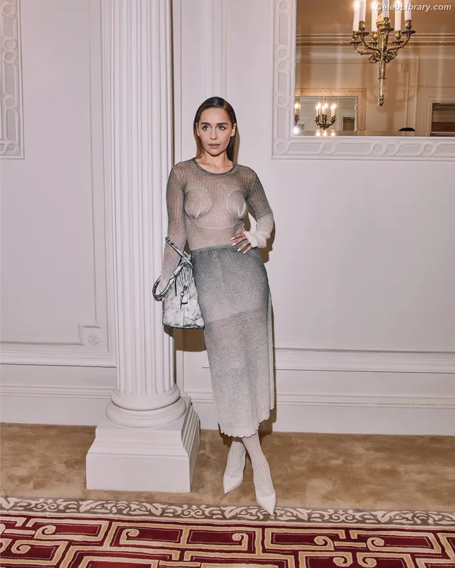 Emilia Clarke photo 19 of 1283