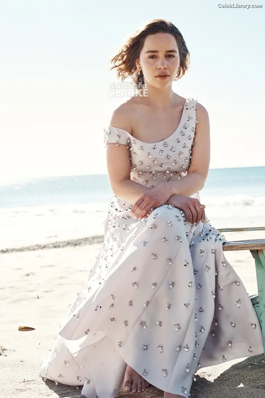 Emilia Clarke photo 12 of 1283