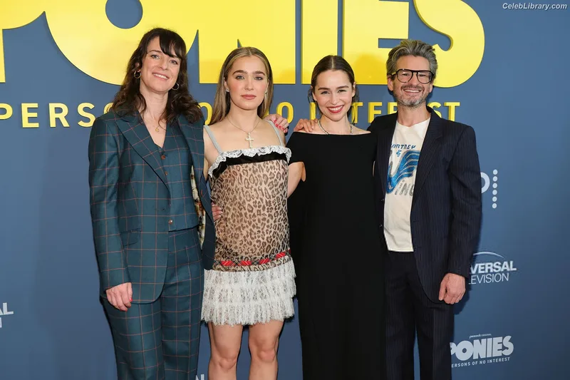 Emilia Clarke photo 12 of 1283