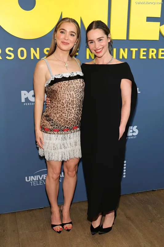 Emilia Clarke photo 3 of 1283
