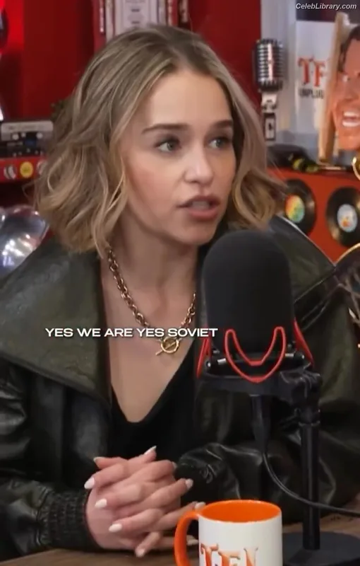 Emilia Clarke photo 13 of 1283