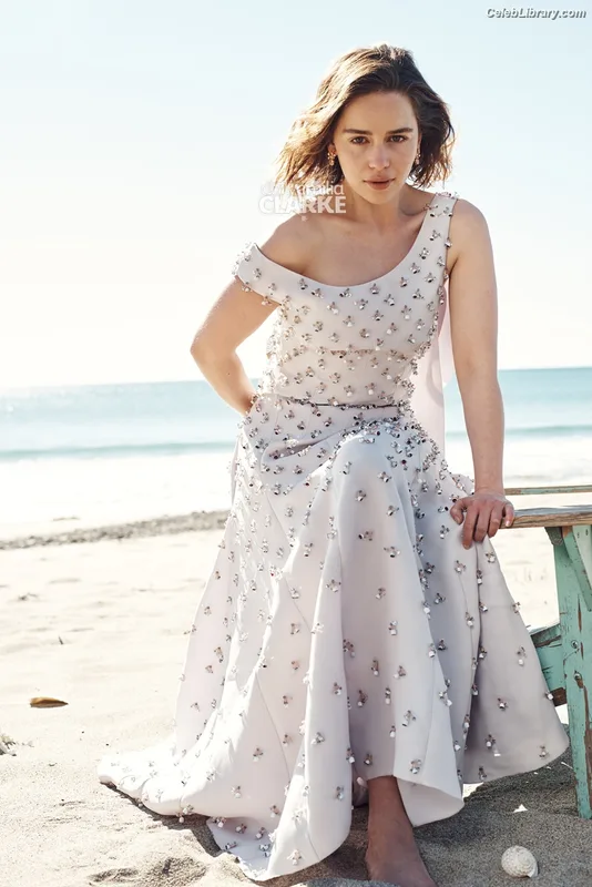 Emilia Clarke photo 23 of 1283