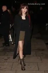 Emilia Jones photo 2 of 404