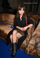 Emilia Jones photo 7 of 405