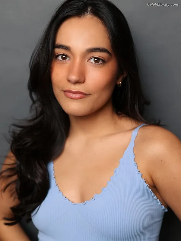 Emilia Suárez photo 1 of 149