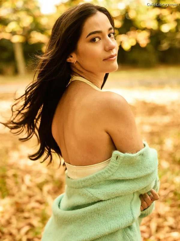 Emilia Suárez photo 8 of 149