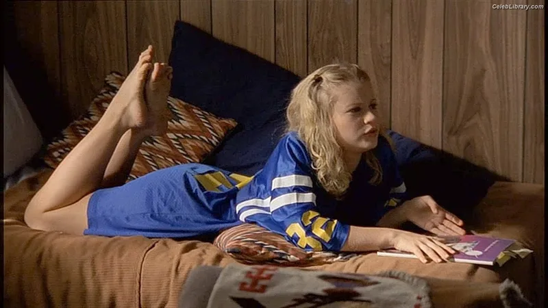 Emilie de Ravin photo 18 of 34
