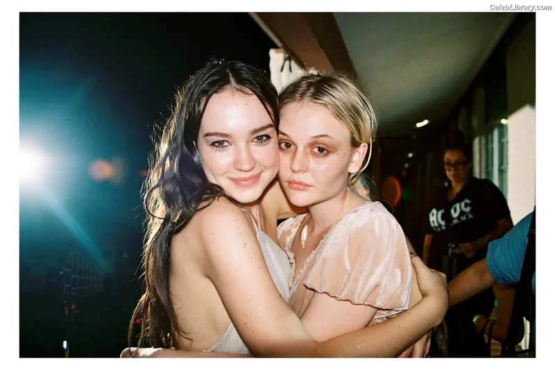 Emily Alyn Lind photo 10 of 325