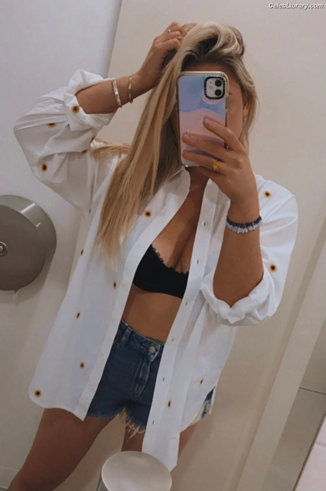 Emily Atack photo 17 of 578