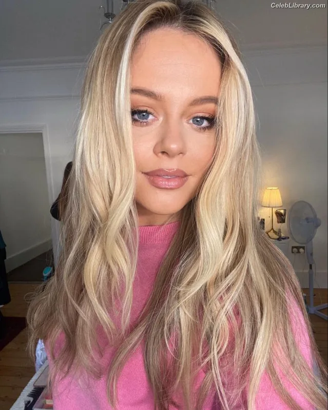 Emily Atack photo 2 of 578
