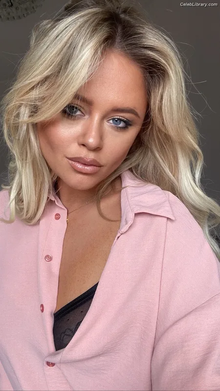 Emily Atack photo 6 of 578